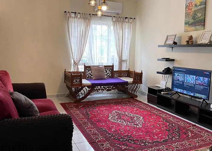 Little Cosy House At14