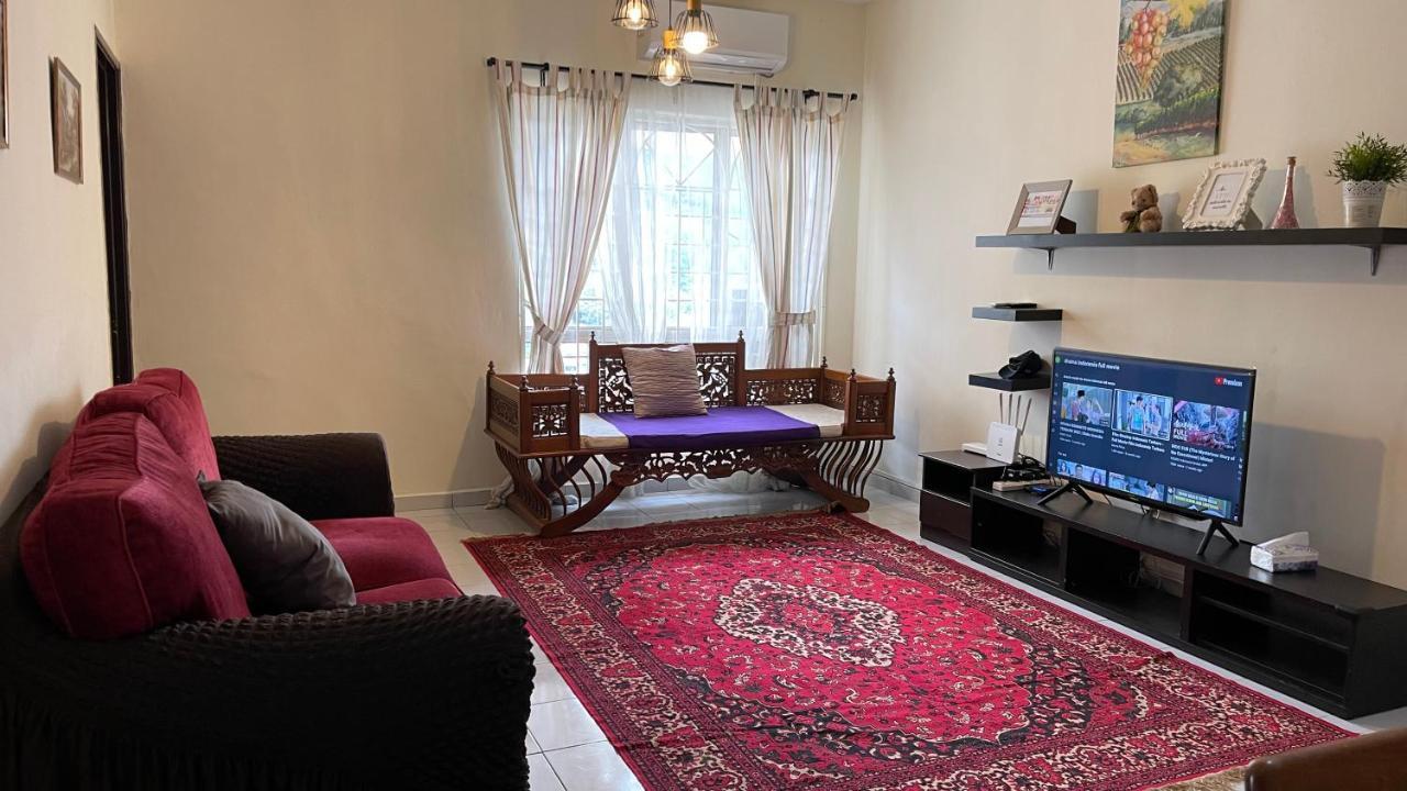 Little Cosy House At14 Kuala Lumpur